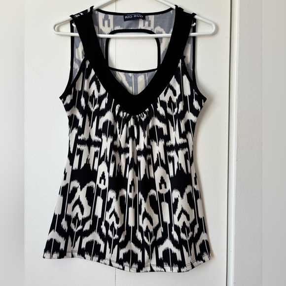 🎉4/30$🎉 Rio Sud Black & White Sleeveless Top – Size M ✨ - Picture 1 of 4
